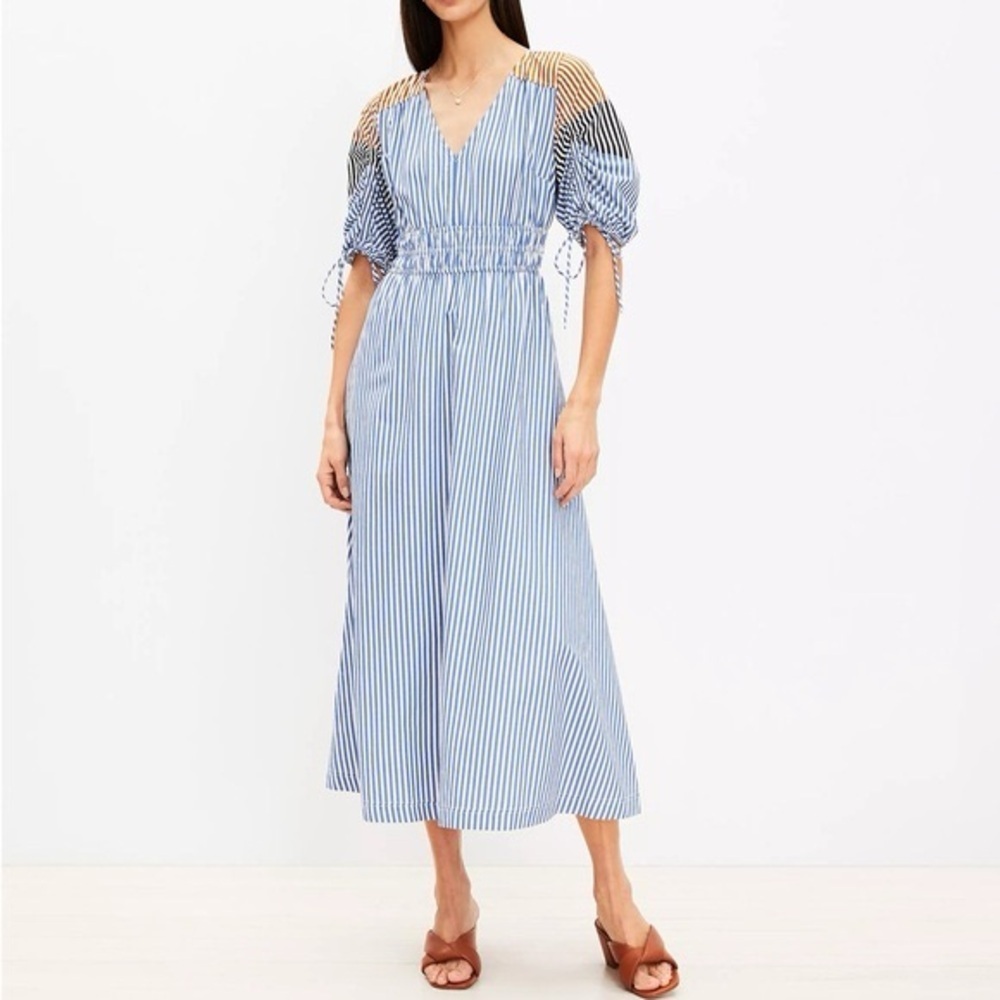 Loft Striped Midi Dress Size Medium V Neck Tie Puff Sleeve Blue White